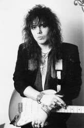 Yngwie Malmsteen - Miracle Of Life
